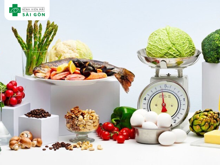 Bổ sung nhiều thực phẩm tự nhiên chứa vitamin nhóm B.