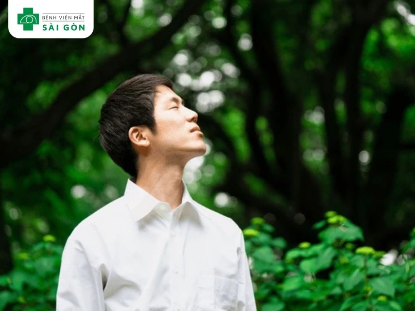 Cận thị 1,5 độ (1,5 Diopter)