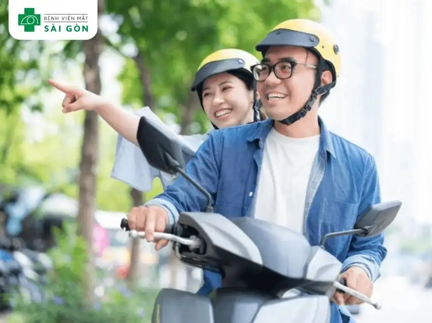 Người bị cận 1,5 độ nên đeo kính khi cần tầm nhìn xa rõ ràng