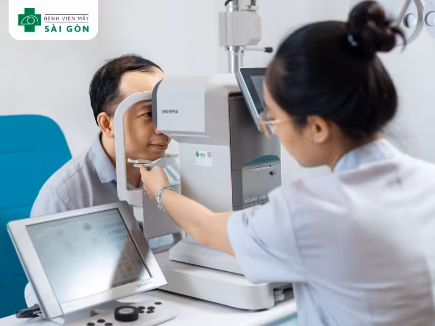 Khám mắt định kỳ