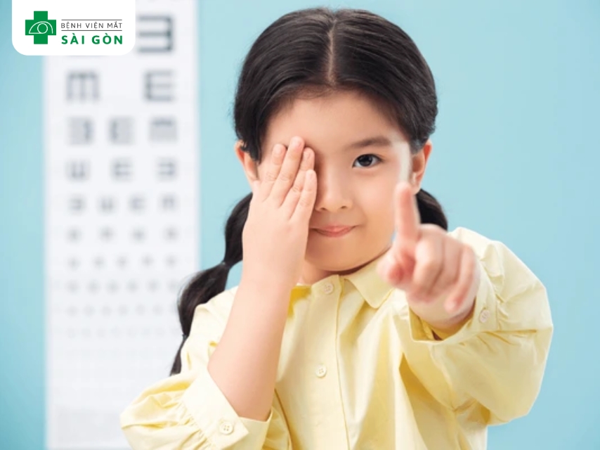 Chẩn đoán nhược thị bằng cách đo mắt