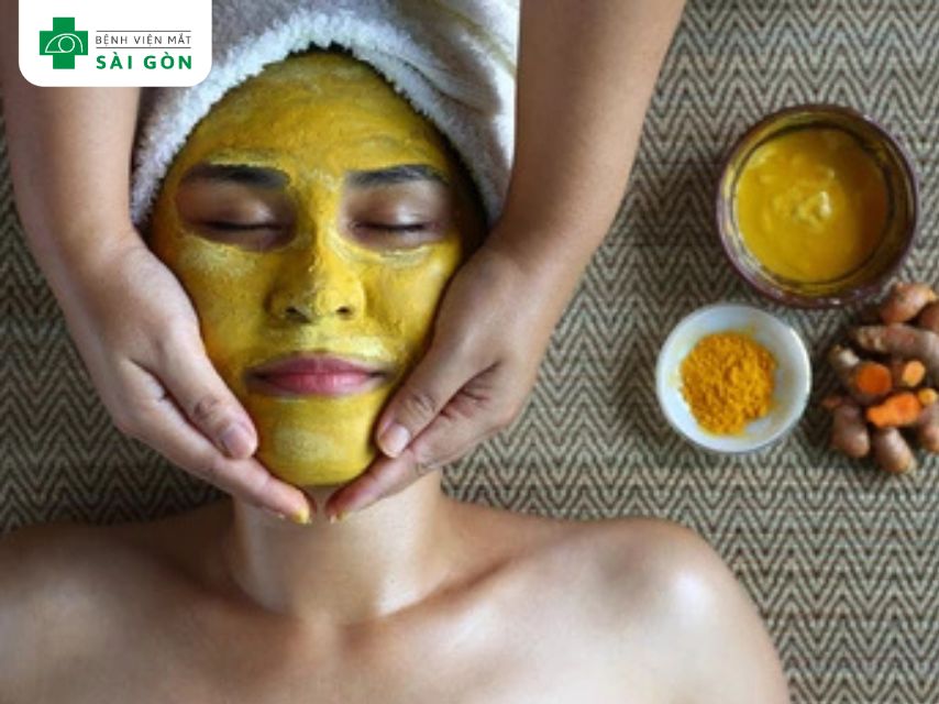 Đắp mặt nạ nghệ