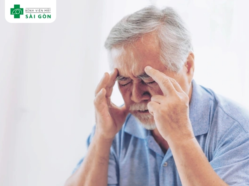 Tiền khởi phát Zona mắt gây đau dây thần kinh vùng trán và quanh mắt