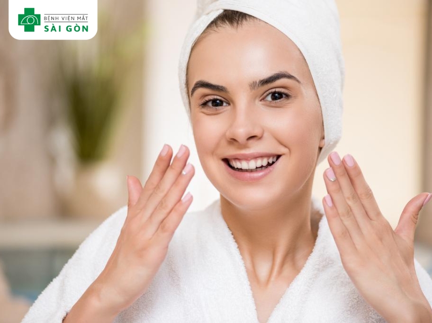 Lutein bảo vệ da khỏi ánh sáng xanh.