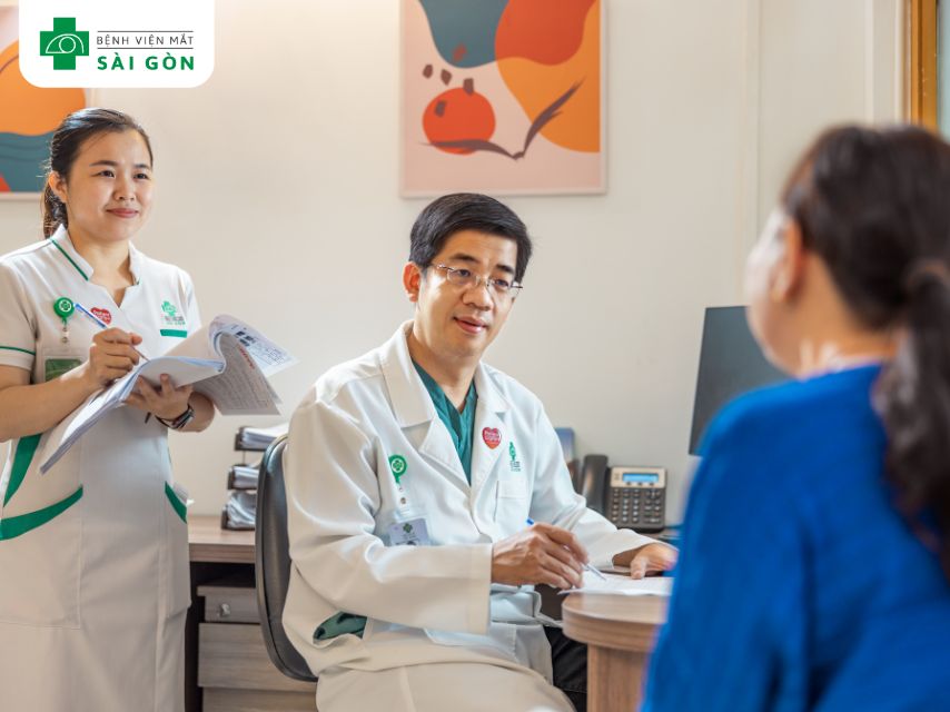 Ghi chép kết quả đo cận thị tại nhà cẩn thận