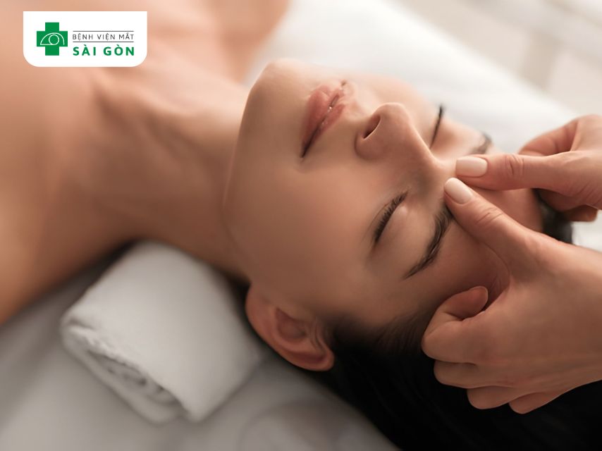 Massage cho mắt
