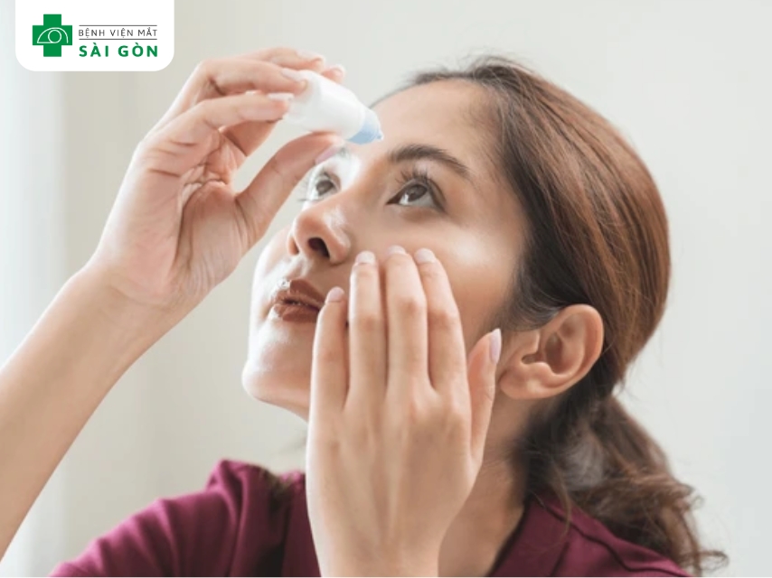Nước mắt nhân tạo giúp giữ ẩm và giảm ngứa mắt an toàn