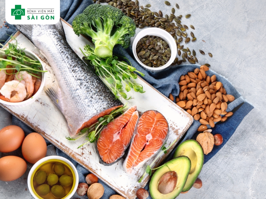 Omega-3 là axit béo thiết yếu, cần bổ sung qua thực phẩm.