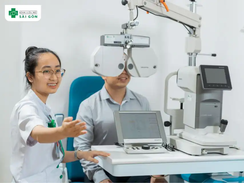 Khám mắt định kỳ giúp phát hiện kịp thời