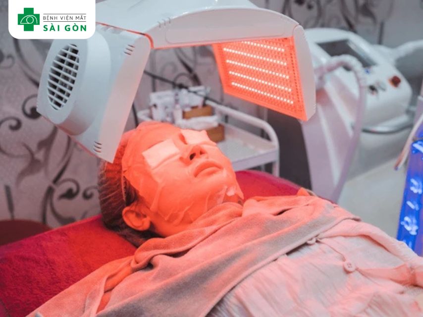 Tránh nhìn trực tiếp vào nguồn tia hồng ngoại