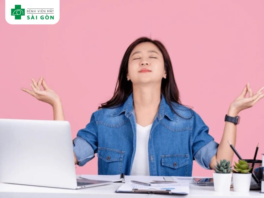 Tập yoga cho mắt