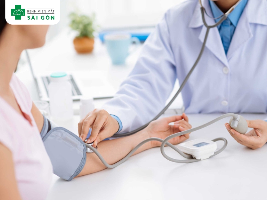 Bệnh lý nội khoa có thể gây thâm mắt