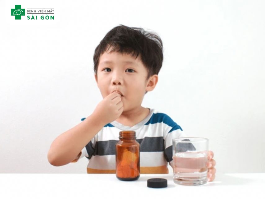 Các loại thuốc bổ mắt phổ biến cho trẻ em