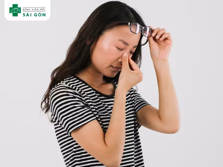 Đau mắt là tình trạng gì