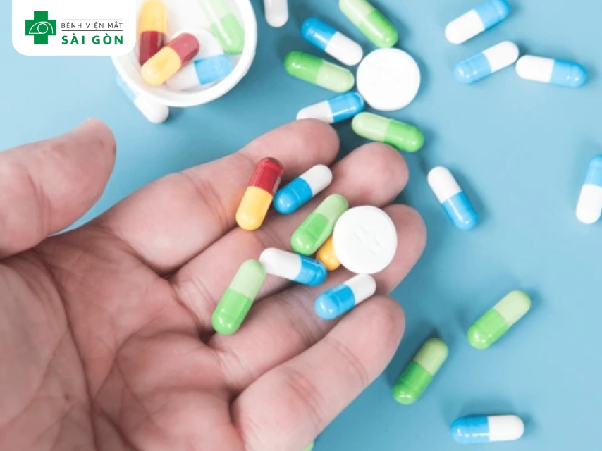 72 giờ đầu uống thuốc kháng virus