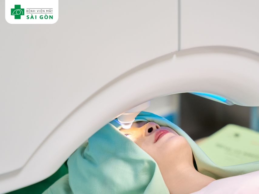 Ưu nhược điểm của hai phương pháp phẫu thuật LASIK và FEMTOLASIK