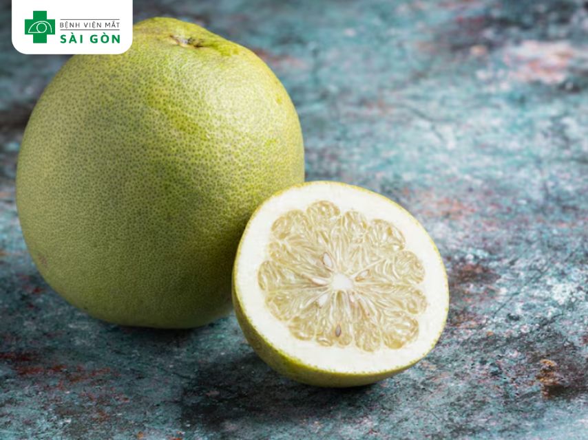 Lợi ích và lưu ý khi ăn bưởi