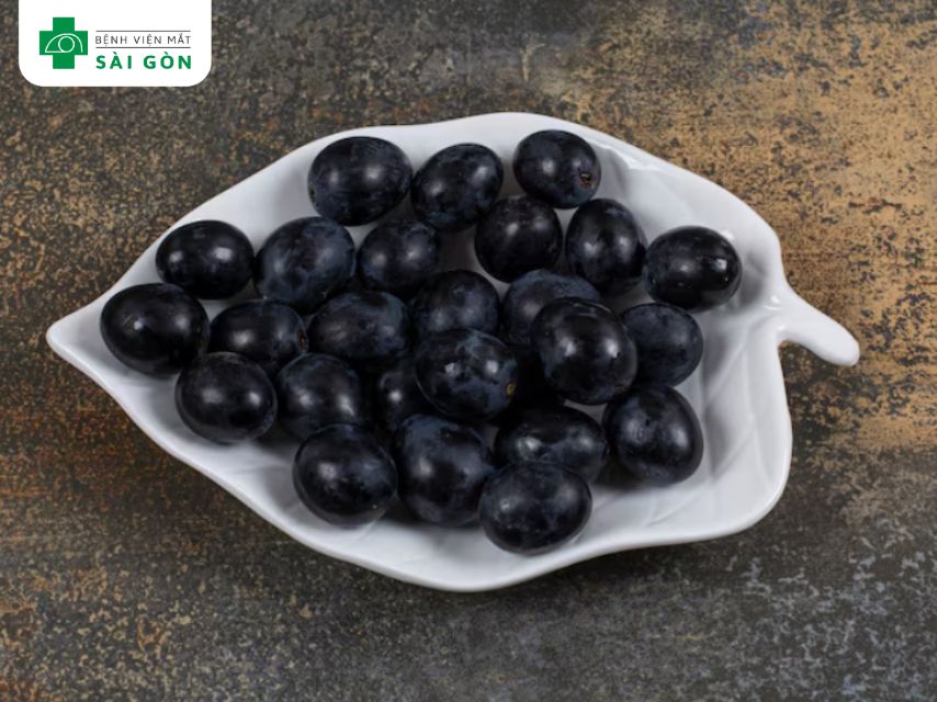 Công dụng của quả lý đen