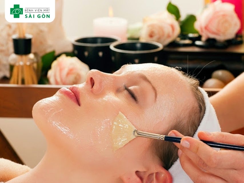 Vitamin E bảo vệ da khỏi tia UV và ngăn ngừa lão hóa.