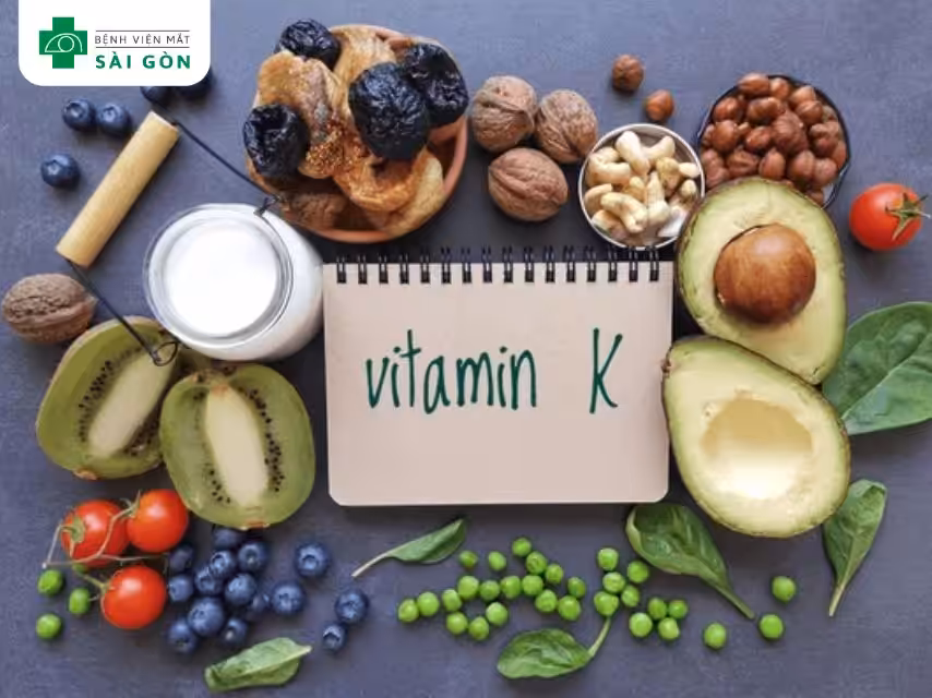 Vitamin K tốt cho mắt